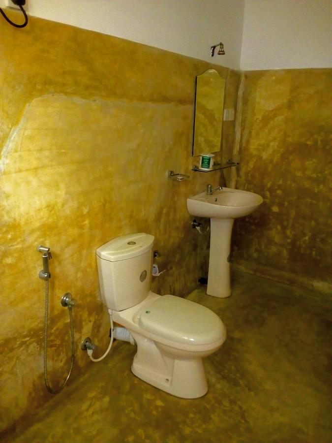 Sleepy Head Guesthouse Unawatuna Dış mekan fotoğraf