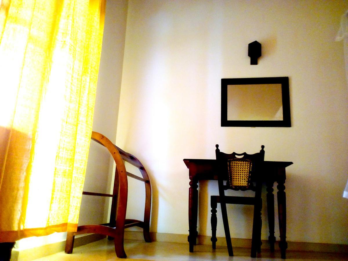 Sleepy Head Guesthouse Unawatuna Dış mekan fotoğraf